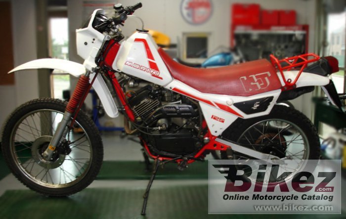 Big nymous user. 125 kj kanguro picture and wallpaper from Bikez.com